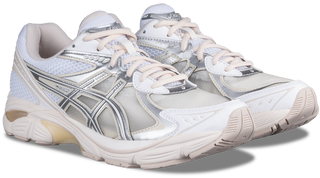 ASICS GT-2160™ Above The Clouds sneaker in white and pure silver with GEL cushioning.