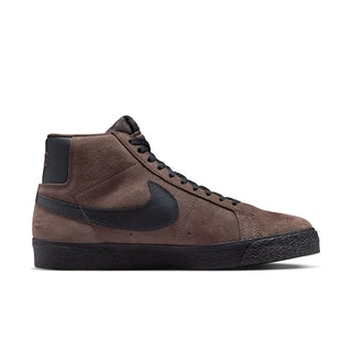Nike SB Zoom Blazer Mid in baroque brown and black with suede upper, Zoom Air cushioning, and vulcanized sole.