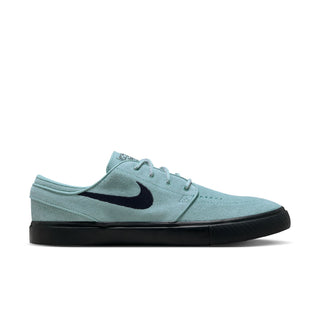 Nike SB Zoom Janoski OG+ in Cannon/Black suede with Zoom Air cushioning and vulcanized sole.