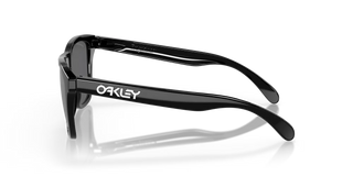 Oakley Frogskins Prizm Sunglasses in Polished Black/Prizm Black — iconic '80s-inspired O Matter frame with HDO lenses and Prizm technology for enhanced color and contrast