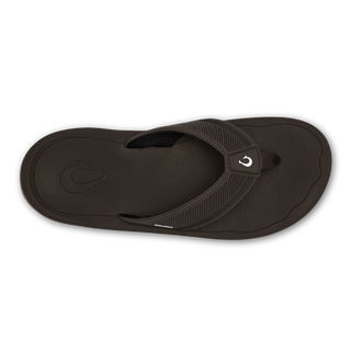 OluKai 'Ahi Kai Sandals in Dark Java - men's beach sandals with secure strap design, quick-drying nylon toe post, and Wet Grip Rubber outsole