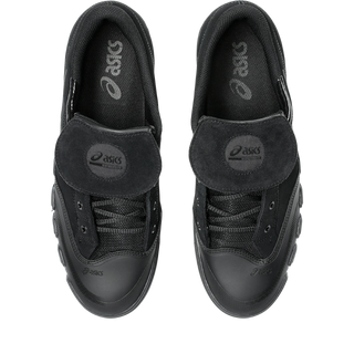 ASICS GEL-FLEXKEE PRO 2.0 skate shoe with leather upper and grooved outsole.

