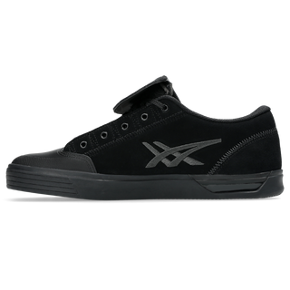 ASICS GEL-FLEXKEE PRO 2.0 skate shoe with leather upper and grooved outsole.

