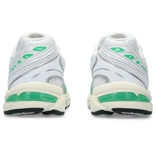 ASICS GEL-1130 women's shoes in white/malachite green, with retro design and GEL® technology.