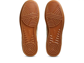 ASICS SKYHAND OG in Marzipan/Dried Leaf Green with suede upper and gum sole.