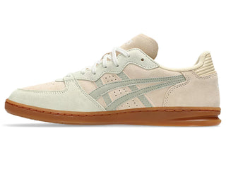ASICS SKYHAND OG in Marzipan/Dried Leaf Green with suede upper and gum sole.