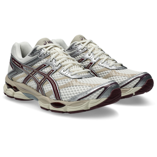 ASICS GEL-CUMULUS 16 running shoes in cream and beniimo purple colorway with synthetic leather overlays, breathable mesh, dual GEL technology cushioning, and 2010s design