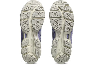 ASICS GEL-NYC in Piedmont Grey/Bluebell with layered retro upper and GEL-CUMULUS 16 cushioning.