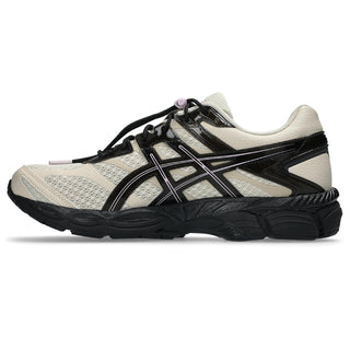 ASICS × Finesse GEL-Cumulus 16 Desert Rose sneaker with sand mesh and rose-accent details.