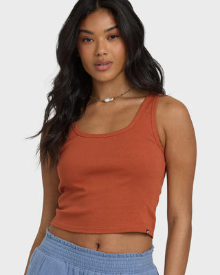 Billabong Goddess Knit Tank in Sedona brown with fitted rib fabric and scoop neckline.