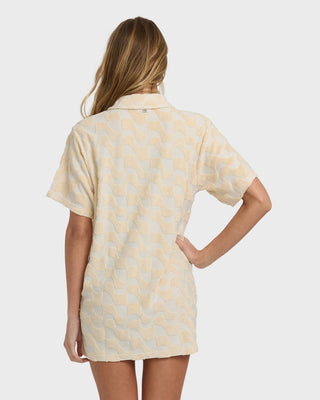 Billabong Laura Waves Shirt Dress White, cotton-poly terry shirt dress with collar and button-front design.