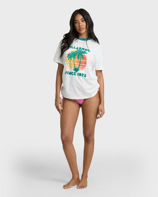 Billabong Beach Club Short Sleeve T-Shirt in Salt Crystal, relaxed cotton tomboy tee with crew neck and screen print.