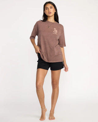 Billabong Great Waves Tee in Espresso with oversized fit and pigment-dyed cotton jersey.