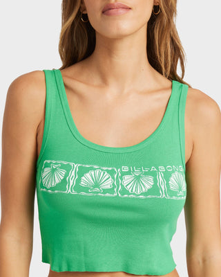 Billabong Seashells Sunlight Tank Kelly Green, fitted cotton tank with scoop neck, screen print, piece-dyed garment wash.