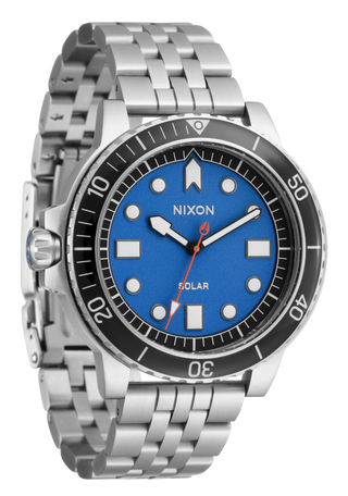 Nixon Stinger 44 Watch featuring a blue dial, stainless steel case, and bracelet, with luminous indices.