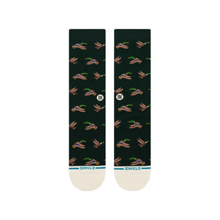 Stance Hunting Crew Socks in Pine with light cushioning, arch support, and seamless toe design.