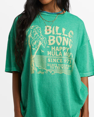 Billabong Hula Hut T-shirt in tropical green, oversized, cotton jersey, pigment-dyed, crew neck, short sleeves, screen-printed graphics.
