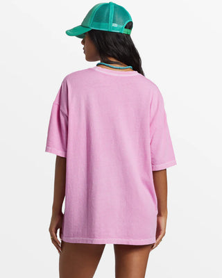 Paradise pink oversized tee with loose crew neck and screen-printed graphics, made from cotton.