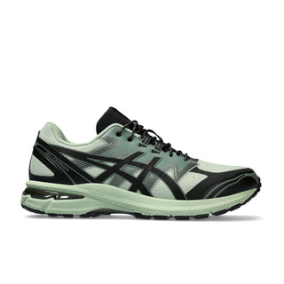 ASICS GEL-TERRAIN in Dark Jade/Black, featuring FLYTEFOAM® cushioning, GEL® technology, and a speed lacing system for trail running.