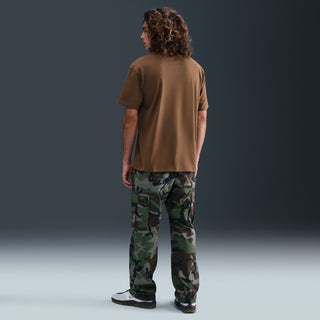 Nike SB Logo Skate Tee Mosswood Brown with soft jersey fabric, loose fit design, ribbed neck, and classic chest logo.