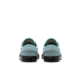 Nike SB Zoom Janoski OG+ in Cannon/Black suede with Zoom Air cushioning and vulcanized sole.