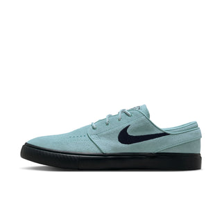 Nike SB Zoom Janoski OG+ in Cannon/Black suede with Zoom Air cushioning and vulcanized sole.