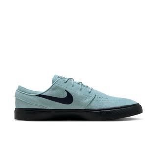 Nike SB Zoom Janoski OG+ in Cannon/Black suede with Zoom Air cushioning and vulcanized sole.