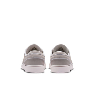Nike SB Zoom Janoski OG+ in White/Linen Sail/Light Chocolate — suede upper, vulcanized construction, Zoom Air cushioning, skate-specific tread, 2 sets of laces