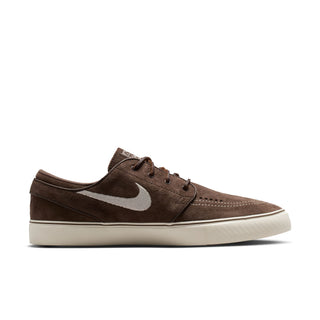 Nike SB Zoom Janoski OG+ skate shoes in Baroque Brown and Pale Ivory colorway with suede upper and vulcanized sole