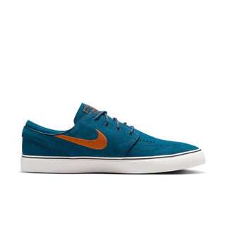 Nike SB Zoom Janoski OG+ with suede upper, Zoom Air cushioning, and vulcanized sole.