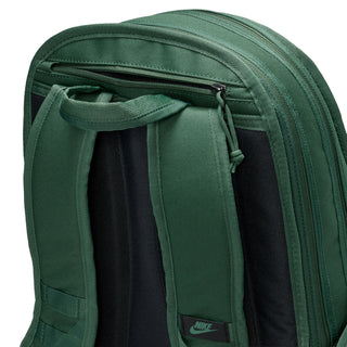 Nike SB RPM skate backpack in Fir and Black with multiple storage compartments and padded shoulder straps.