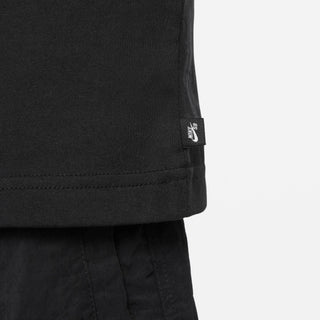 Nike SB Rayssa Leal girls' black Dri-FIT t-shirt, lightweight, sweat-wicking, relaxed fit.