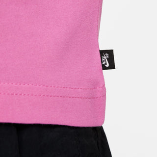 Nike SB Rayssa Leal girls' Pinkfire II Dri-FIT t-shirt, lightweight, sweat-wicking, relaxed fit.