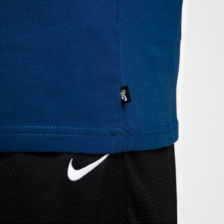 Nike SB Panther Skate T-shirt in Court Blue, 100% cotton, featuring a ribbed collar and woven label.