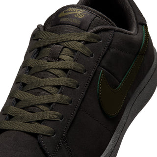 Nike SB Zoom Tennis Classic in Deep Pewter/Medium Olive — genuine leather upper, Zoom Air heel cushioning, foam midsole, low-cut timeless skate silhouette