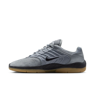 Nike SB Vertebrae in Cool Grey/Black with leather upper and durable skate construction.