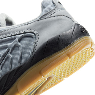 Nike SB Vertebrae in Cool Grey/Black with leather upper and durable skate construction.
