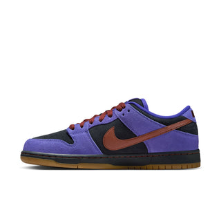 Nike SB Dunk Low Pro skate shoes with leather upper, Zoom Air cushioning, and rubber outsole for traction.