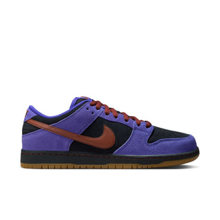 Nike SB Dunk Low Pro skate shoes with leather upper, Zoom Air cushioning, and rubber outsole for traction.