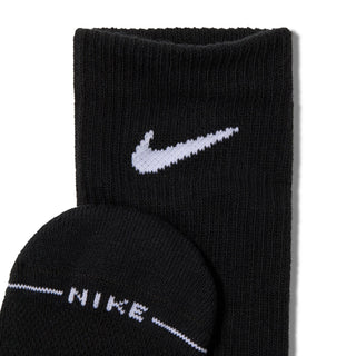Six-pack Nike crew socks with cushioned athletic construction.