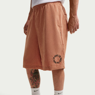 Nike SB Corduroy Skate Shorts in Light Cognac/Black, roomy midweight corduroy shorts with 5 pockets including a zip pocket, elastic waistband with internal drawcord, Nike SB embroidery and flag label
