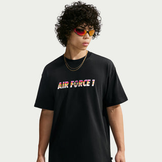 "Nike SB Yuto Horigome Skate T-Shirt — heavyweight cotton, Yuto Horigome family crest graphic, ribbed collar, Nike SB flag label.