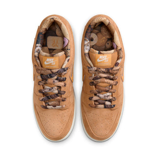 Nike SB Dunk Low Brew and Biscuits with flax and honeycomb tones, low-top silhouette, and classic color blocking design.

