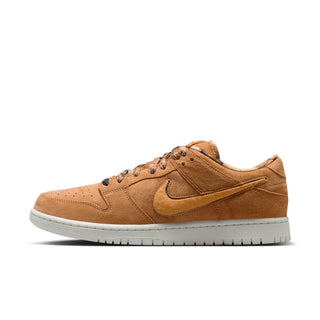 Nike SB Dunk Low Brew and Biscuits with flax and honeycomb tones, low-top silhouette, and classic color blocking design.
