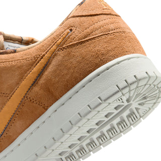 Nike SB Dunk Low Brew and Biscuits with flax and honeycomb tones, low-top silhouette, and classic color blocking design.
