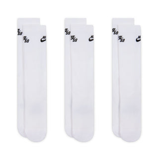 Three-pack Nike SB skate socks with cushioned athletic design.