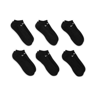 Nike SB Everyday Cushioned No-Show Training Socks 6-Pack in Black with Dri-FIT technology, thick terry sole, and ribbed arch band for comfort and support