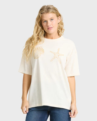 Billabong oversized white crewneck t-shirt with short sleeves and small front graphic in soft cotton knit fabric.