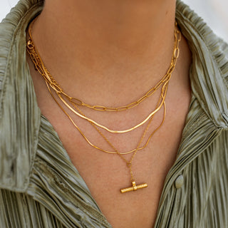 ALCO Everly necklace in 18K gold-plated stainless steel with lobster clasp, 17 inch chain, and 2 inch extender.