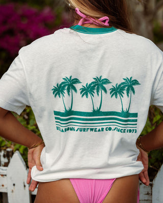 Billabong Beach Club Short Sleeve T-Shirt in Salt Crystal, relaxed cotton tomboy tee with crew neck and screen print.